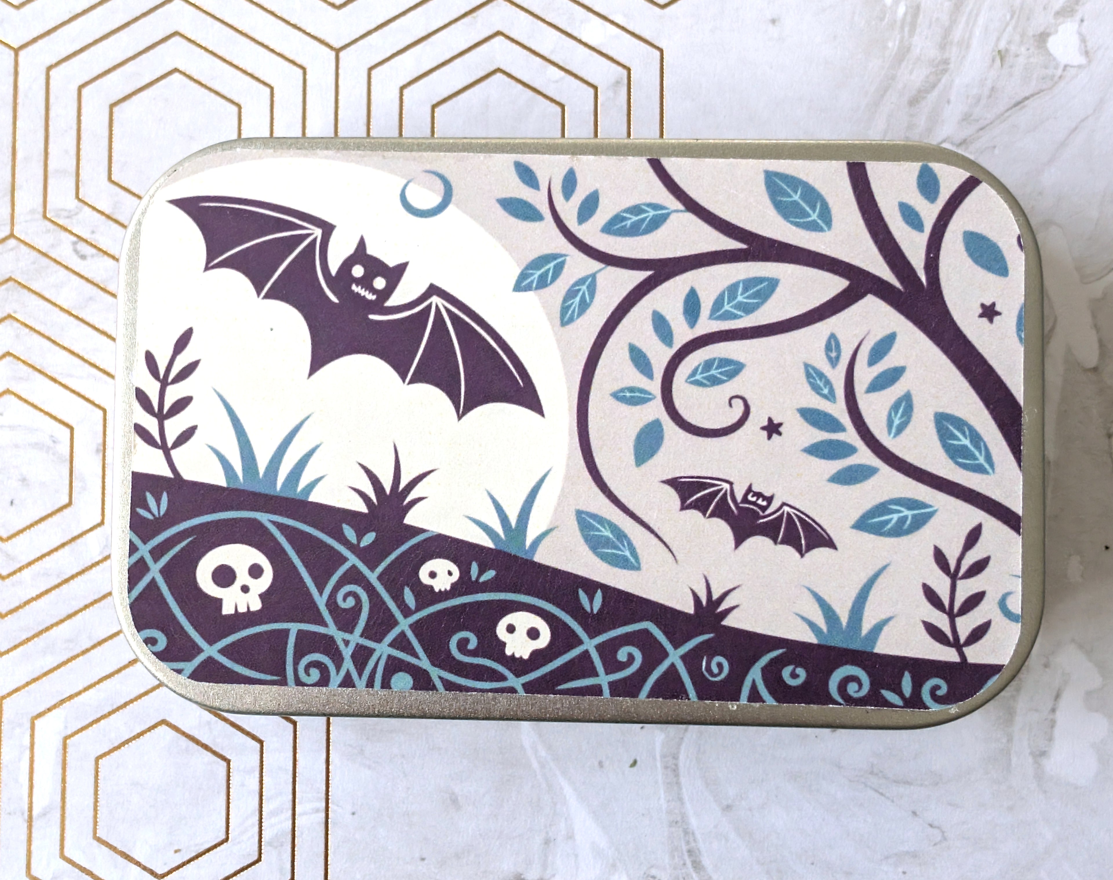 Bat in the moonlight, Catnip Tin